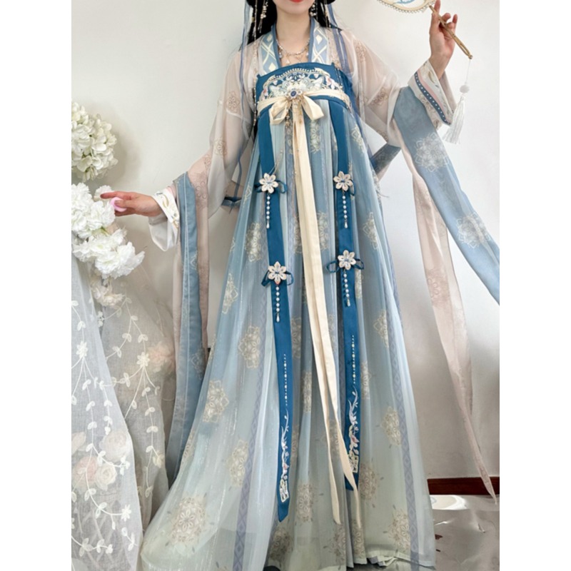 Ethnic Dress Fashion Show - Sukienki Hanfu 2025, chińskie tradycyjne stroje